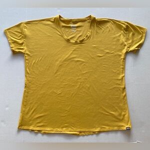 REI Co-Op Women’s XL Yellow T-Shirt